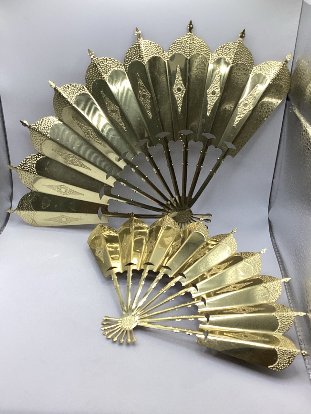 (Home Interiors) brass metal decorative wall fans Vtg 12” and 9”